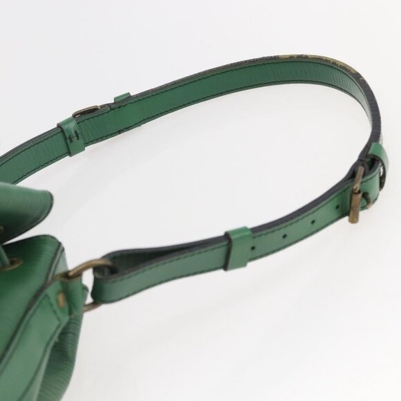 Authentic LOUIS VUITTON Epi Petit Noe Shoulder Bag Green M44104 LV - Picture 6 of 16